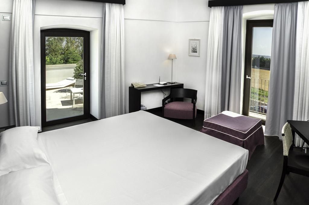 Masseria Bagnara Resort & Spa มารีนา ดี ลิซซาโน ภายนอก รูปภาพ